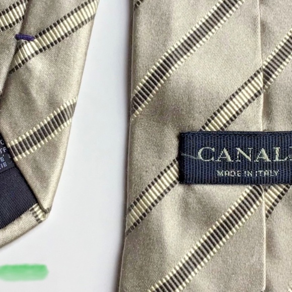 CANALI. Classy light beige colour striped  all  Silk tie made in Italy 🇮🇹 - Picture 7 of 7